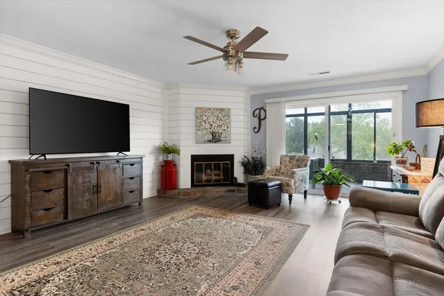 $299,000 | 4319 Lakeshore Lane, Unit 103, Chattanooga, TN 37415