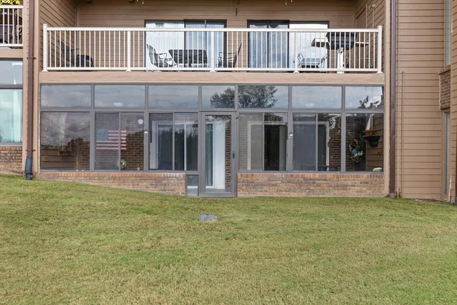 $299,000 | 4319 Lakeshore Lane, Unit 103, Chattanooga, TN 37415