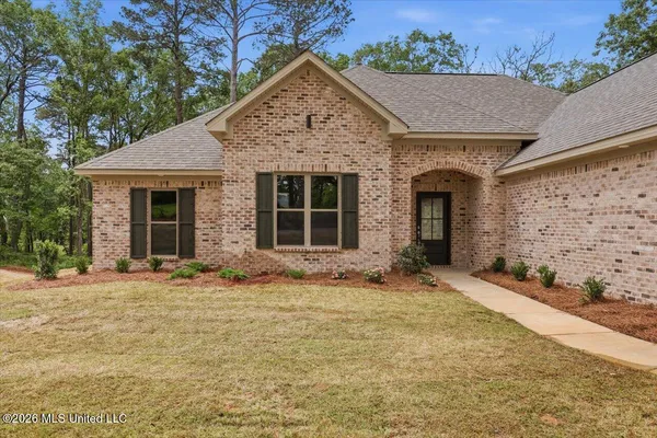 $354,900 | 219 Walter Jones Road, Mendenhall, MS 39114