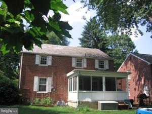 986 Pleasure Road Lancaster, PA 17601 - Photo 3 of 14 Gallery Image 3
