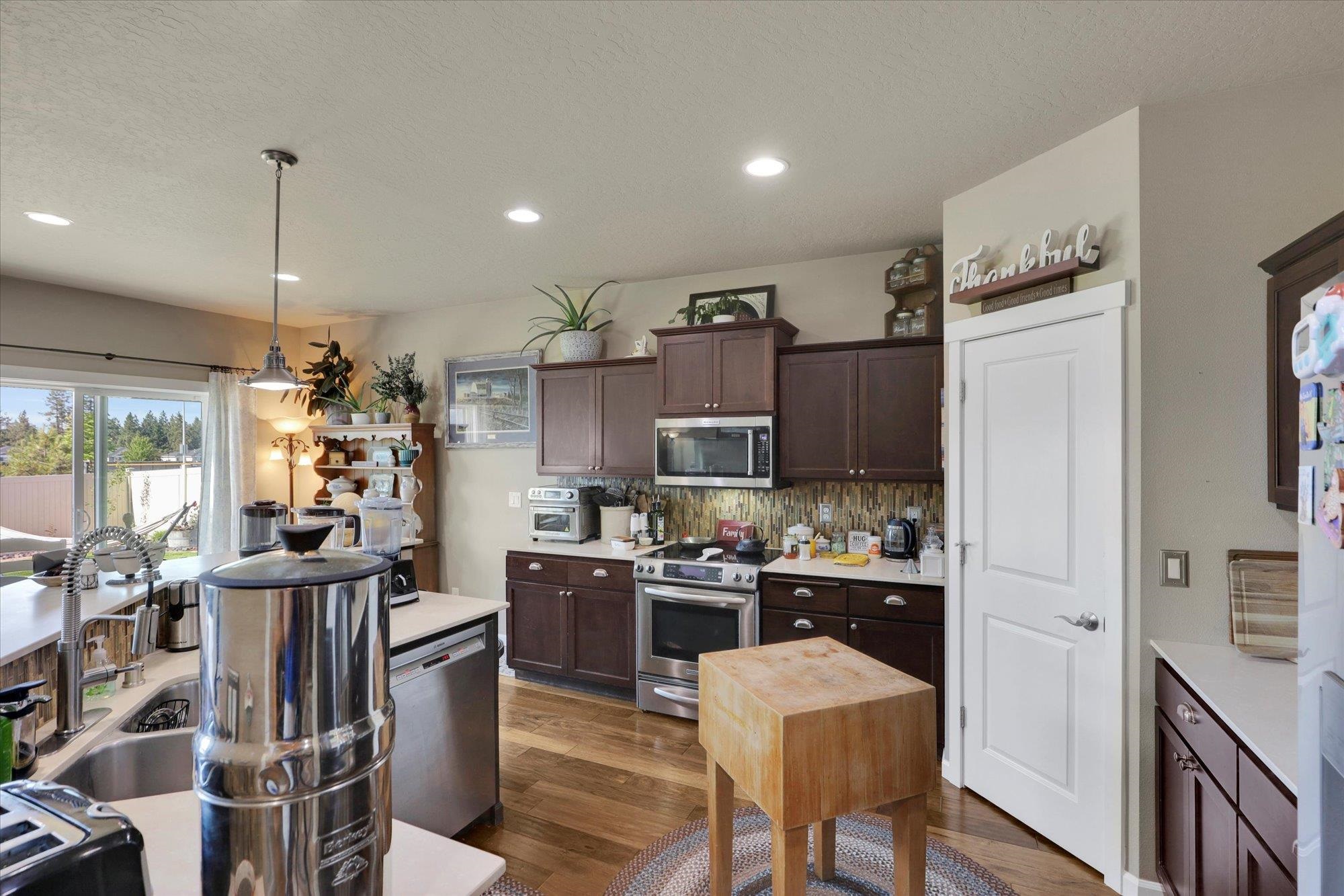 726 East Colbert Road Colbert, WA 99005 - Photo 12 of 44