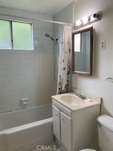 $2,700 | 1016 Omer Lane, Burbank, CA 91502