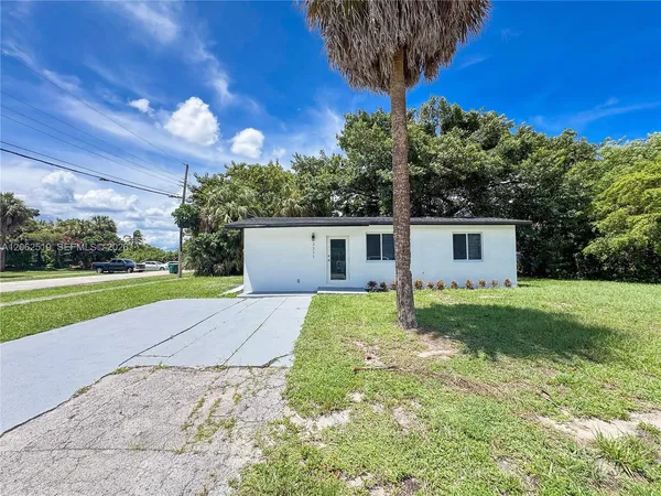 $410,000 | 3311 Northwest 9th Street, Lauderhill, FL 33311
