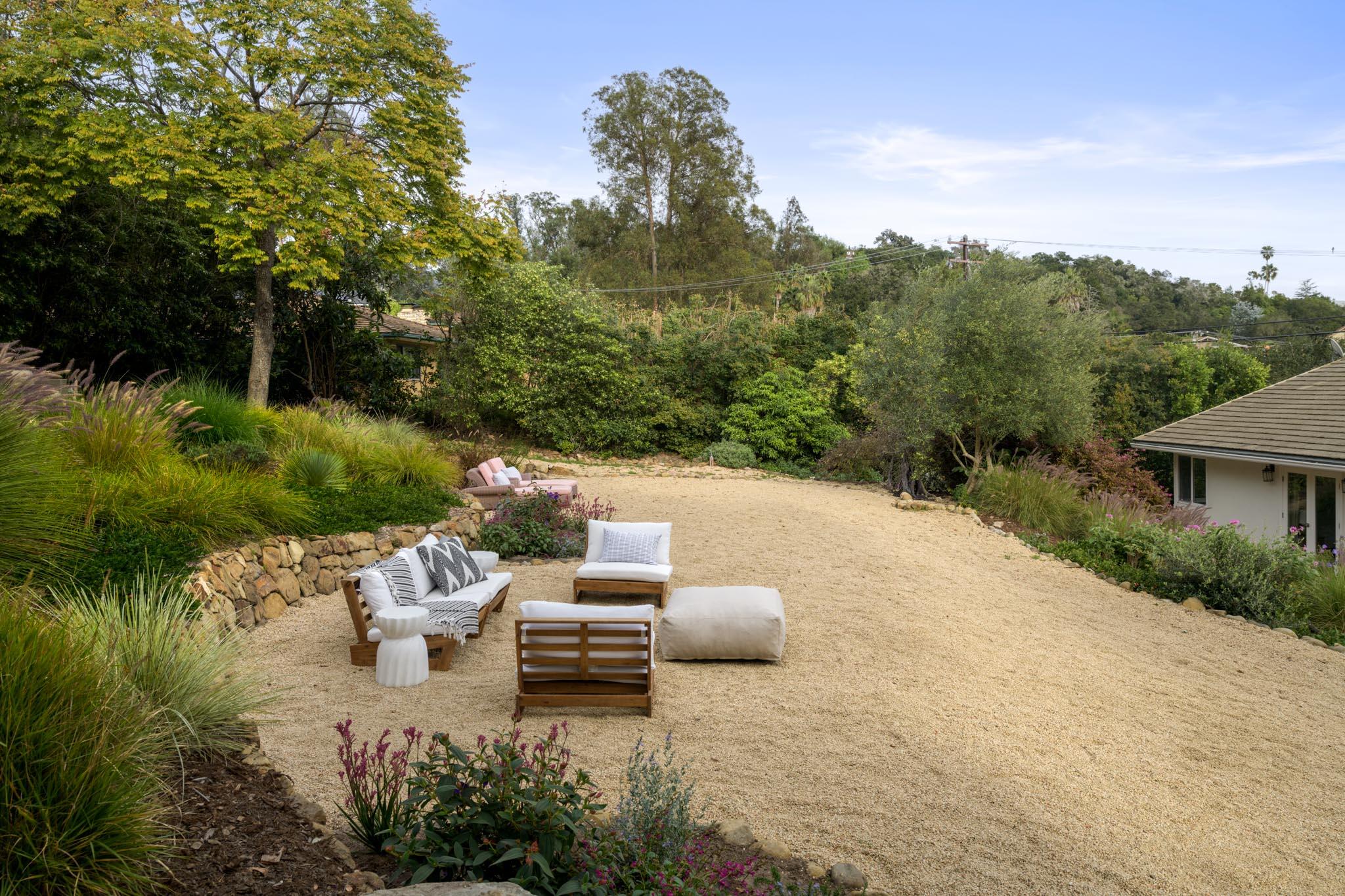 713 Alston Road Santa Barbara, CA 93108 - Photo 19 of 24 710AlstonRd20