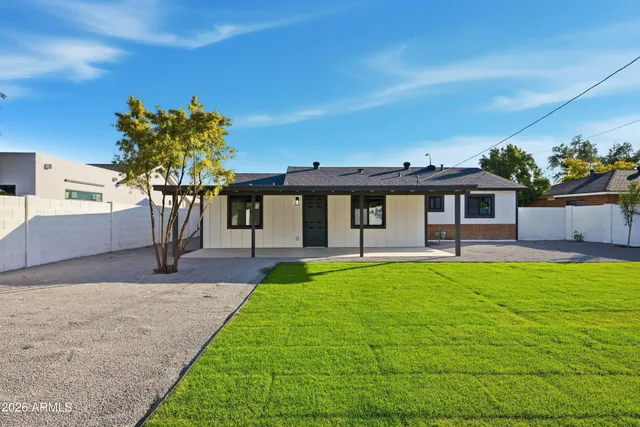 $675,000 | 2324 East Heatherbrae Drive, Phoenix, AZ 85016