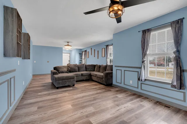 $249,900 | 889 6 Mile Board Road, Belvidere, TN 37306