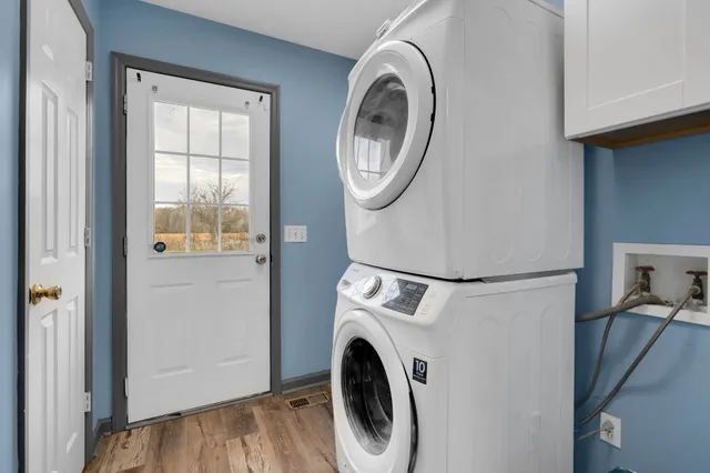 $249,900 | 889 6 Mile Board Road, Belvidere, TN 37306