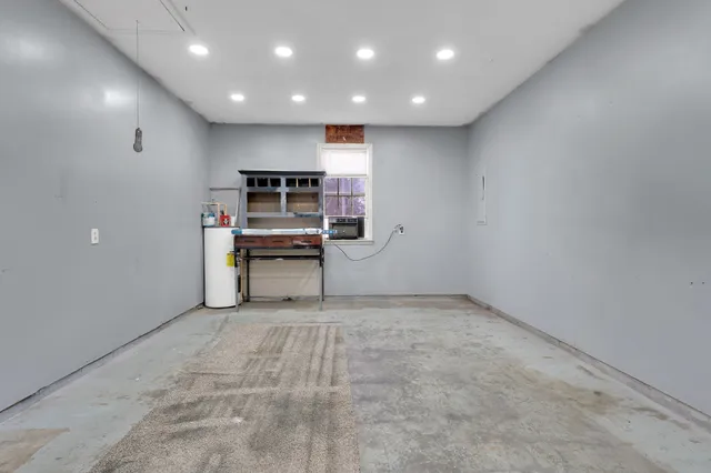 $249,900 | 889 6 Mile Board Road, Belvidere, TN 37306