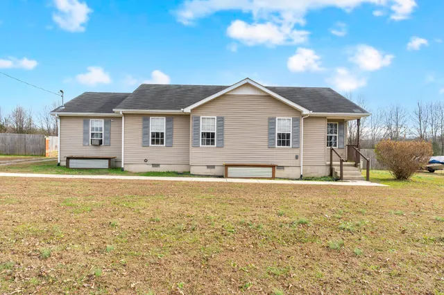 $249,900 | 889 6 Mile Board Road, Belvidere, TN 37306