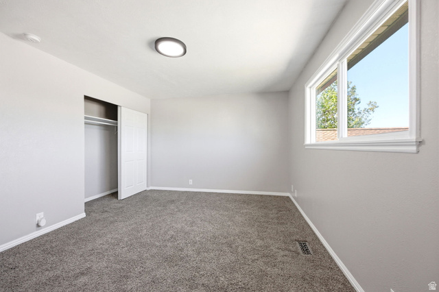 11042 Lindon Road Sandy, UT 84092 - Photo 11 of 32