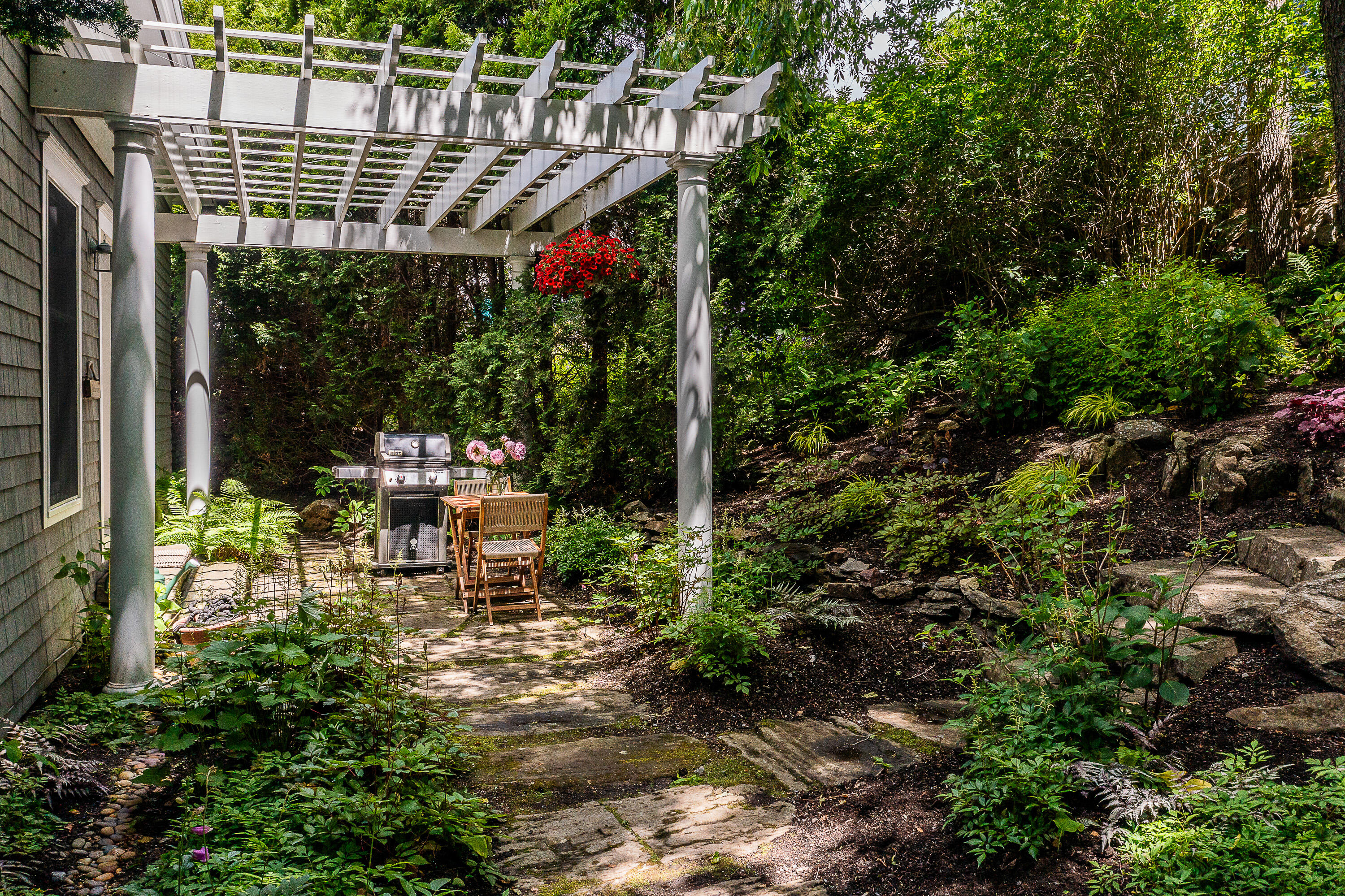 195 Beauchamp Point Road Rockport, ME 04856 - Photo 25 of 31