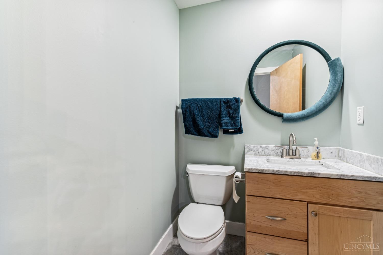 2260 Riverside Drive, Unit 205 Cincinnati, OH 45202 - Photo 28 of 37