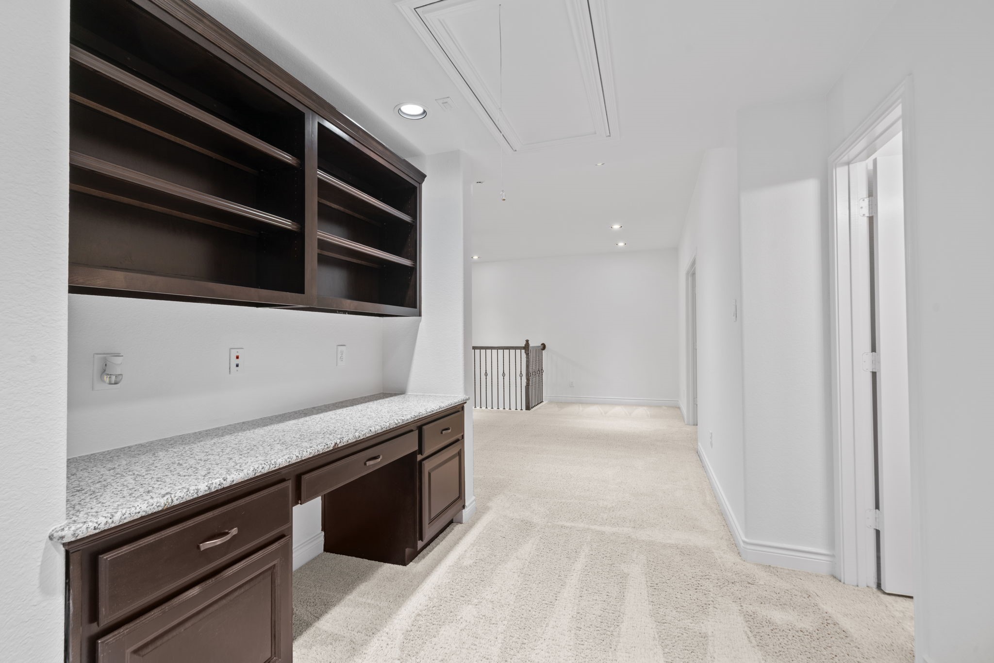 24211 Cordova Brook Lane Katy, TX 77494 - Photo 34 of 42 a view of an empty walk in closet