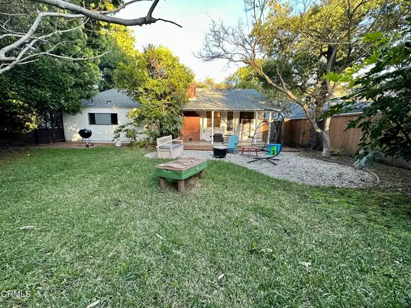 $4,700 | 4861 Del Monte Road, La Canada Flintridge, CA 91011