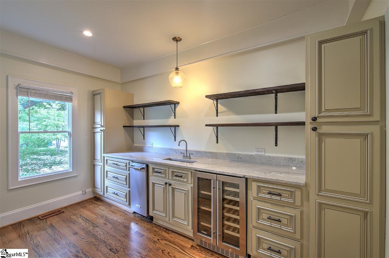 218 Rice Street Greenville, SC 29605 - Photo 8 of 25 Gallery Image 8