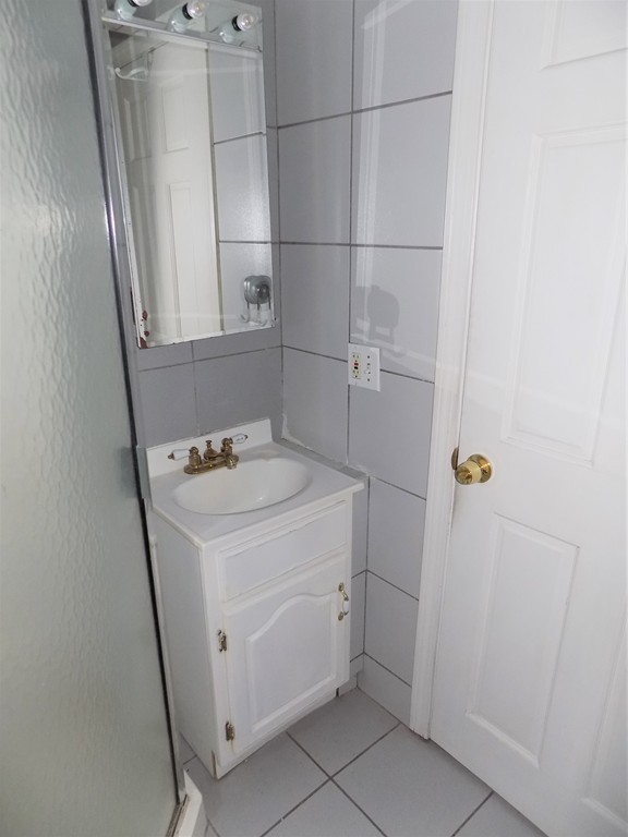 865 North Shore Road Revere, MA 02151 - Photo 11 of 20 Gallery Image 11