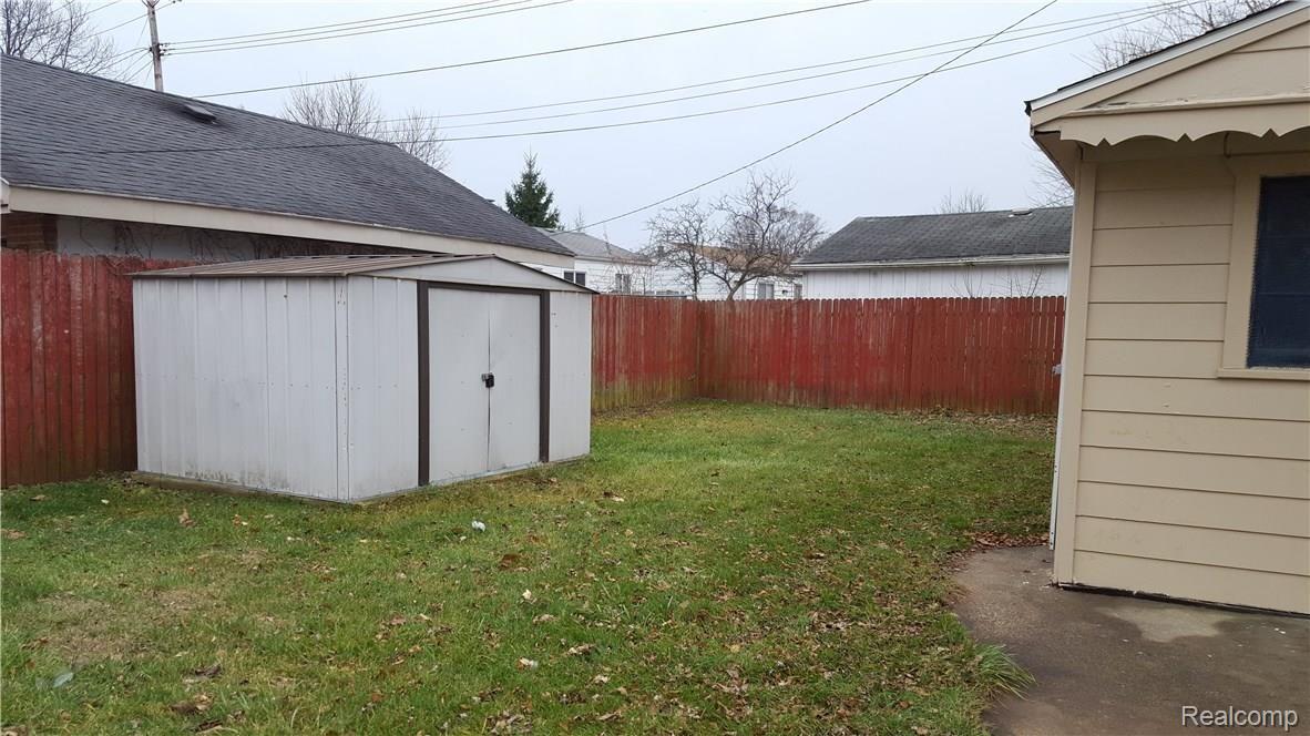 1278 East Clark Road Ypsilanti, MI 48198 - Photo 14 of 14 20151213_160327.jpg