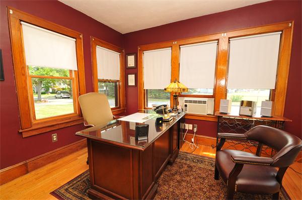 2465 Roosevelt Avenue Springfield, MA 01104 - Photo 17 of 30 Gallery Image 17