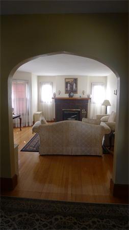 2465 Roosevelt Avenue Springfield, MA 01104 - Photo 4 of 30 Gallery Image 4