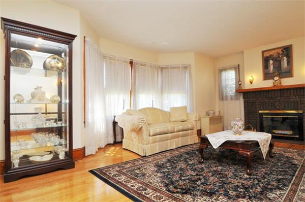 2465 Roosevelt Avenue Springfield, MA 01104 - Photo 8 of 30 Gallery Image 8