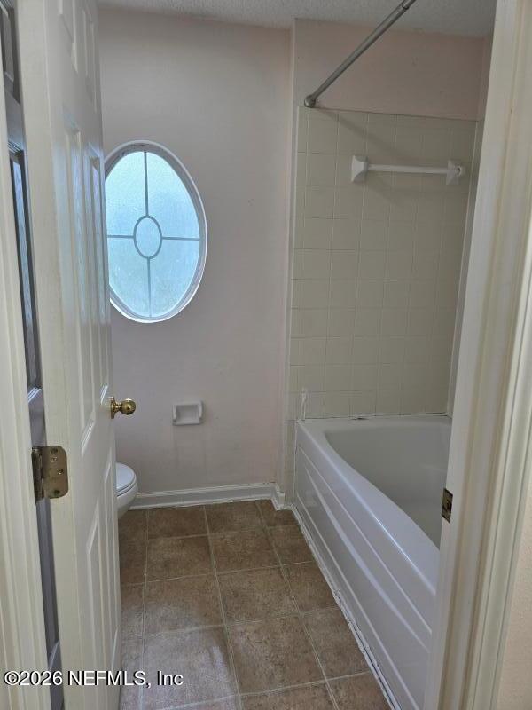 5260 Collins Road, Unit 1401 Jacksonville, FL 32244 - Photo 10 of 17 Main Bath Tub Area