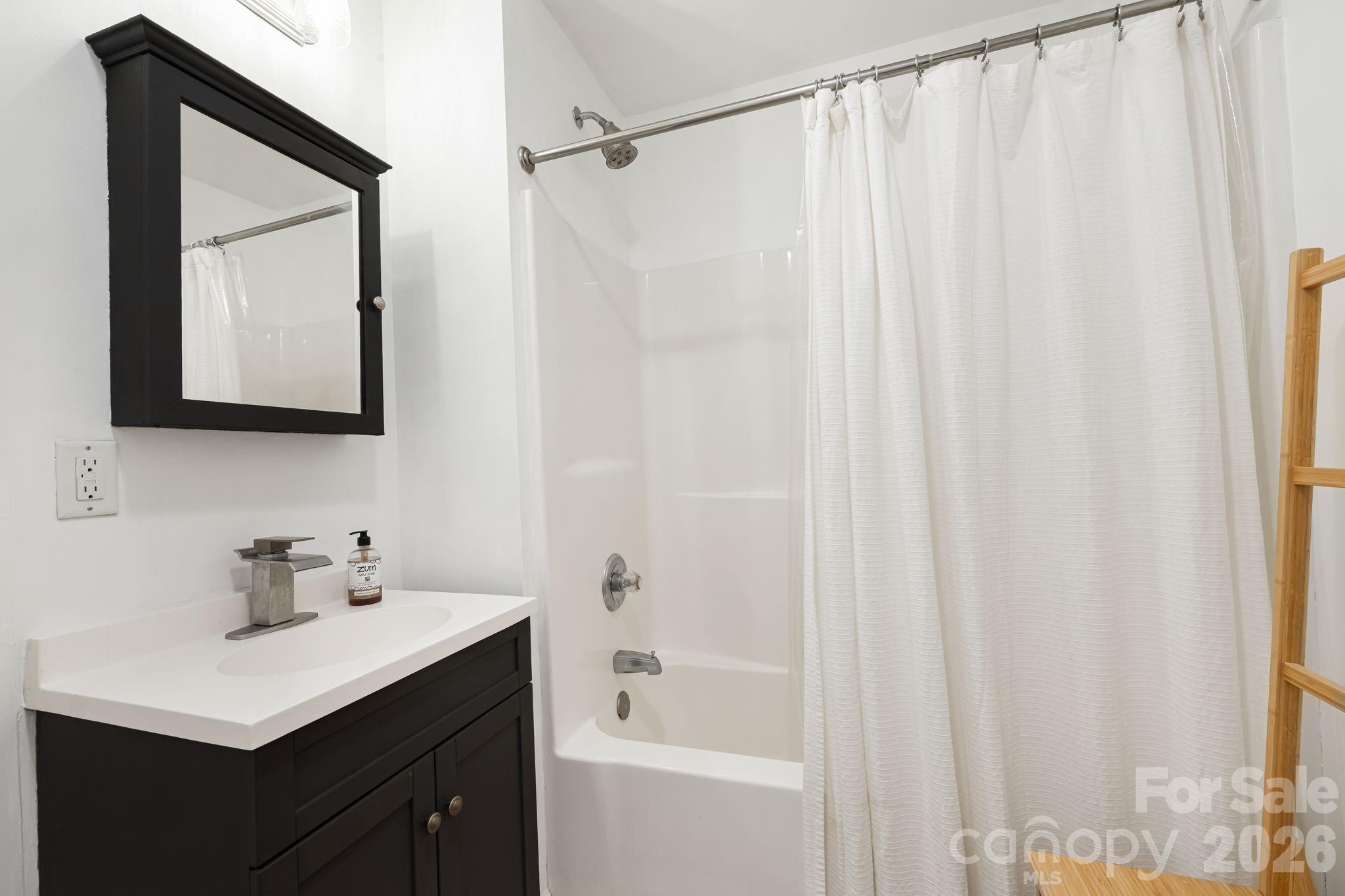 477 Governors View Road Asheville, NC 28805 - Photo 27 of 43