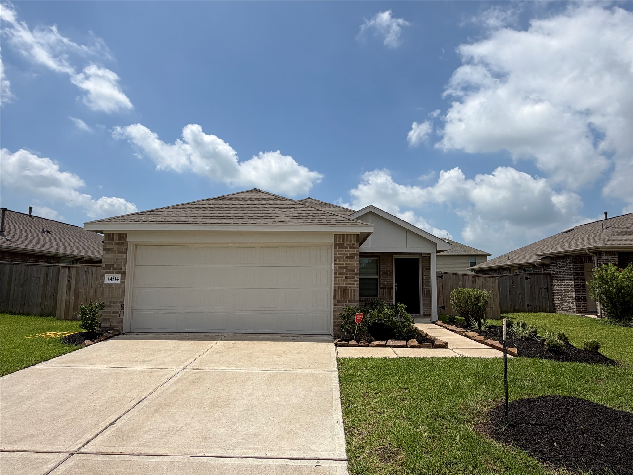 14514 Woodcott Warren Way Rosharon, TX 77583 - Photo 1 of 29