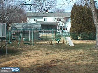 2250 Weir Road Aston, PA 19014 - Photo 8 of 8 Exterior Back