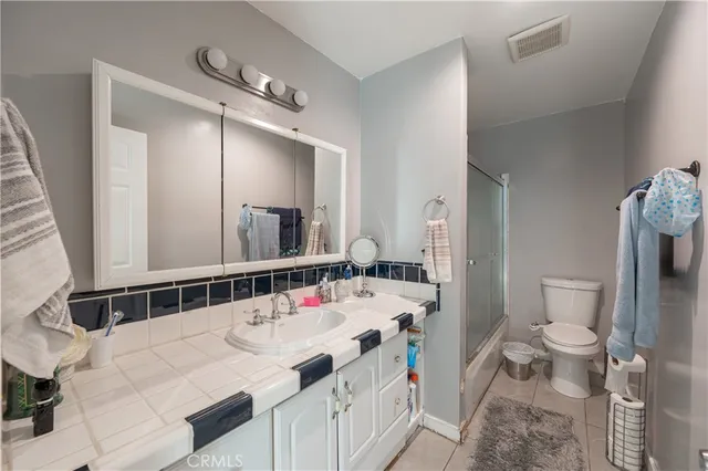 $1,190,000 | 16038 Hartland Street, Van Nuys, CA 91406