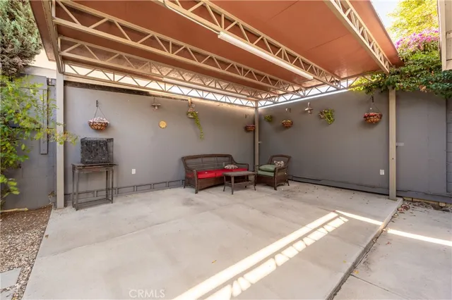 $1,190,000 | 16038 Hartland Street, Van Nuys, CA 91406