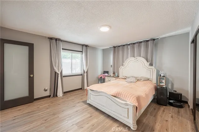 $1,190,000 | 16038 Hartland Street, Van Nuys, CA 91406