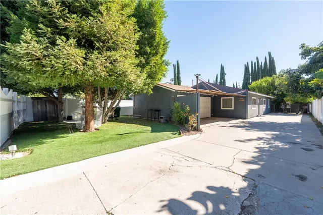 $1,190,000 | 16038 Hartland Street, Van Nuys, CA 91406