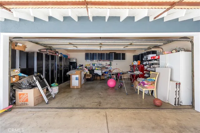 $1,190,000 | 16038 Hartland Street, Van Nuys, CA 91406