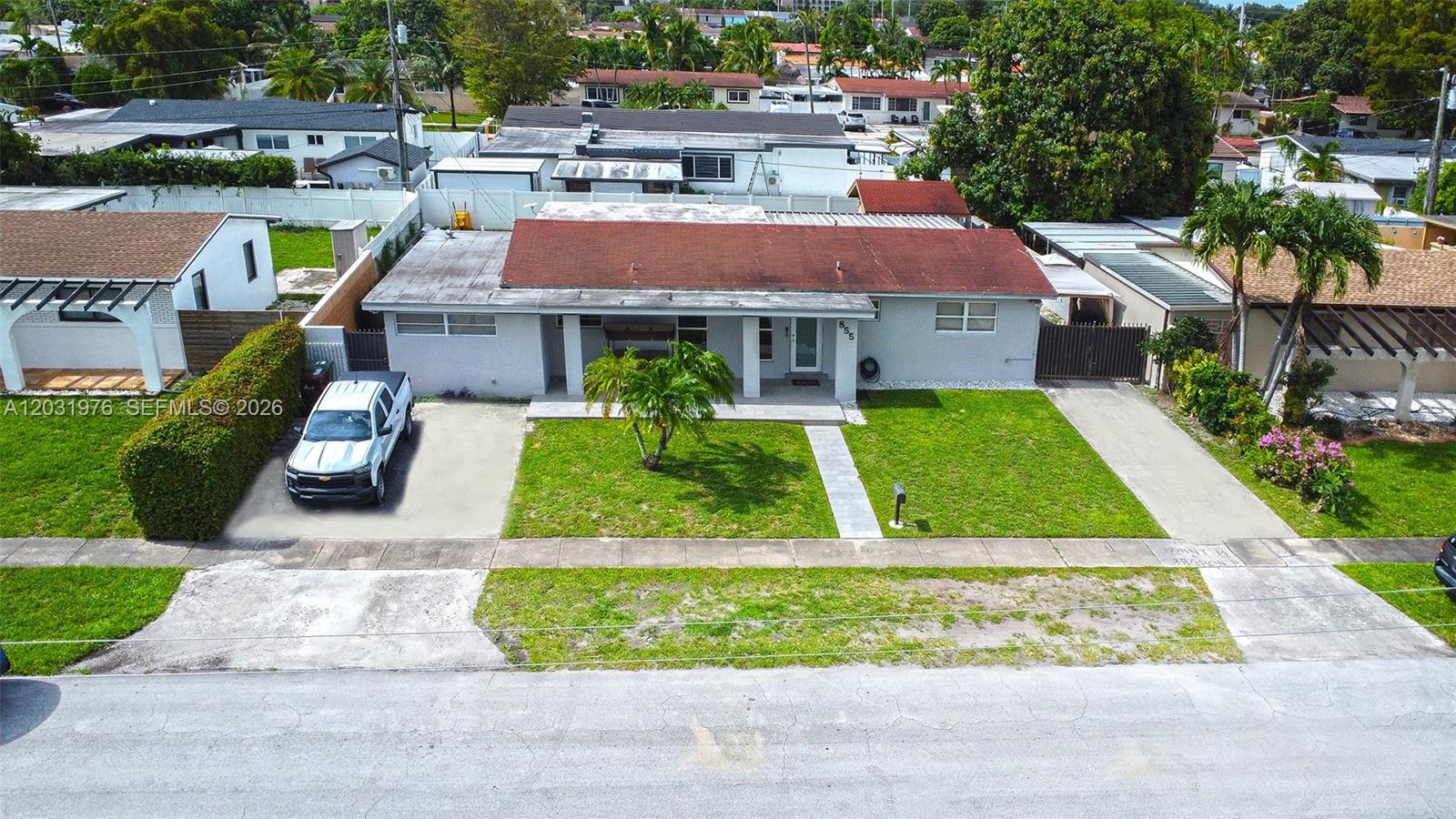 855 West 70 Place Hialeah, FL 33014 - Photo 6 of 39