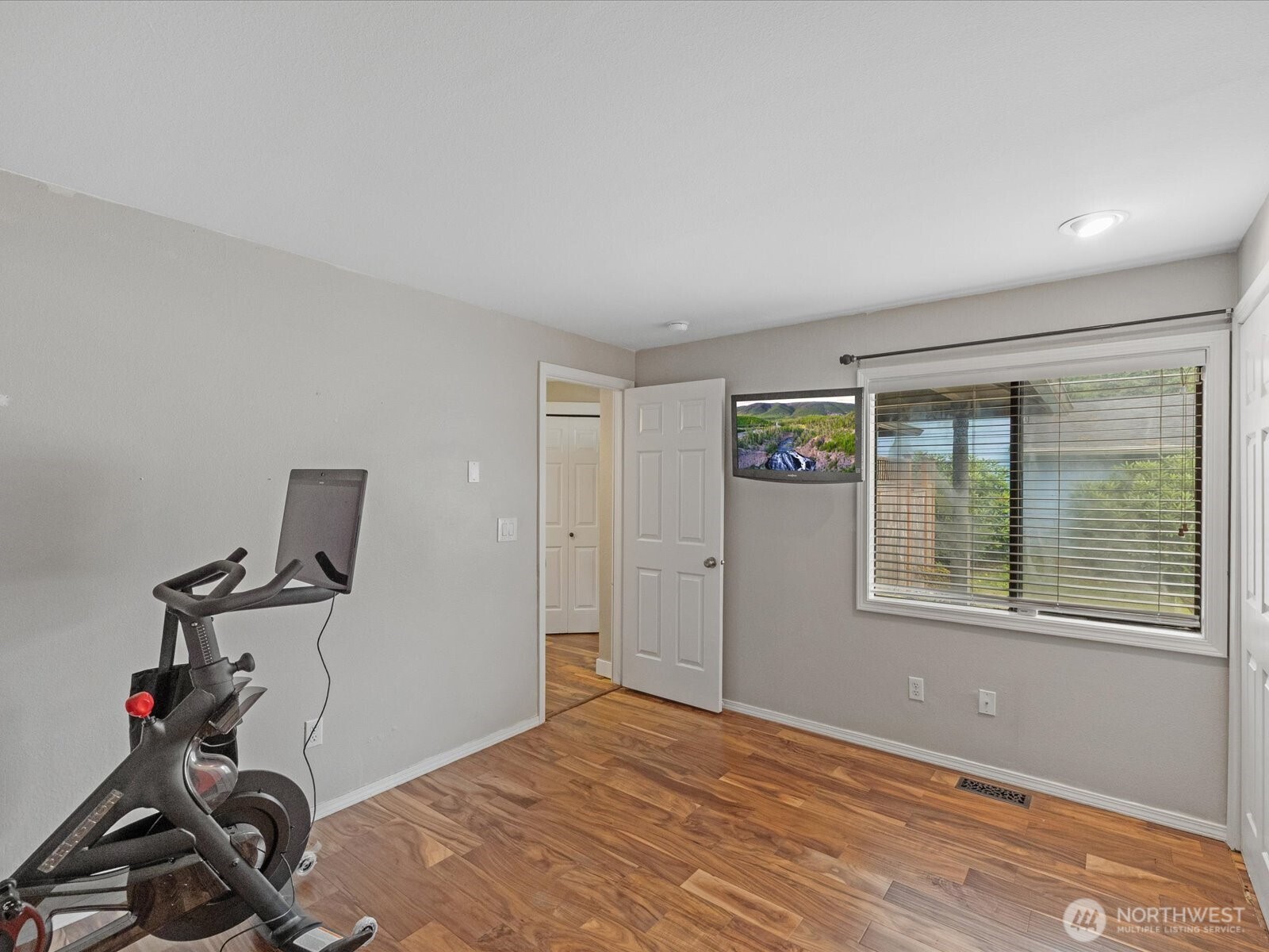 1726 174th Place Southeast Bothell, WA 98012 - Photo 12 of 29