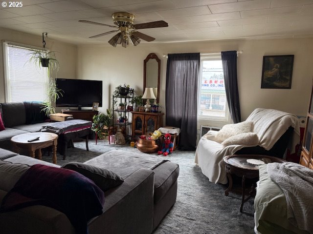 8325 Southeast Division Street Portland, OR 97216 - Photo 23 of 44