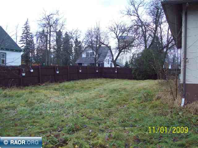 3008 West 3rd Avenue Hibbing, MN 55746 - Photo 3 of 3