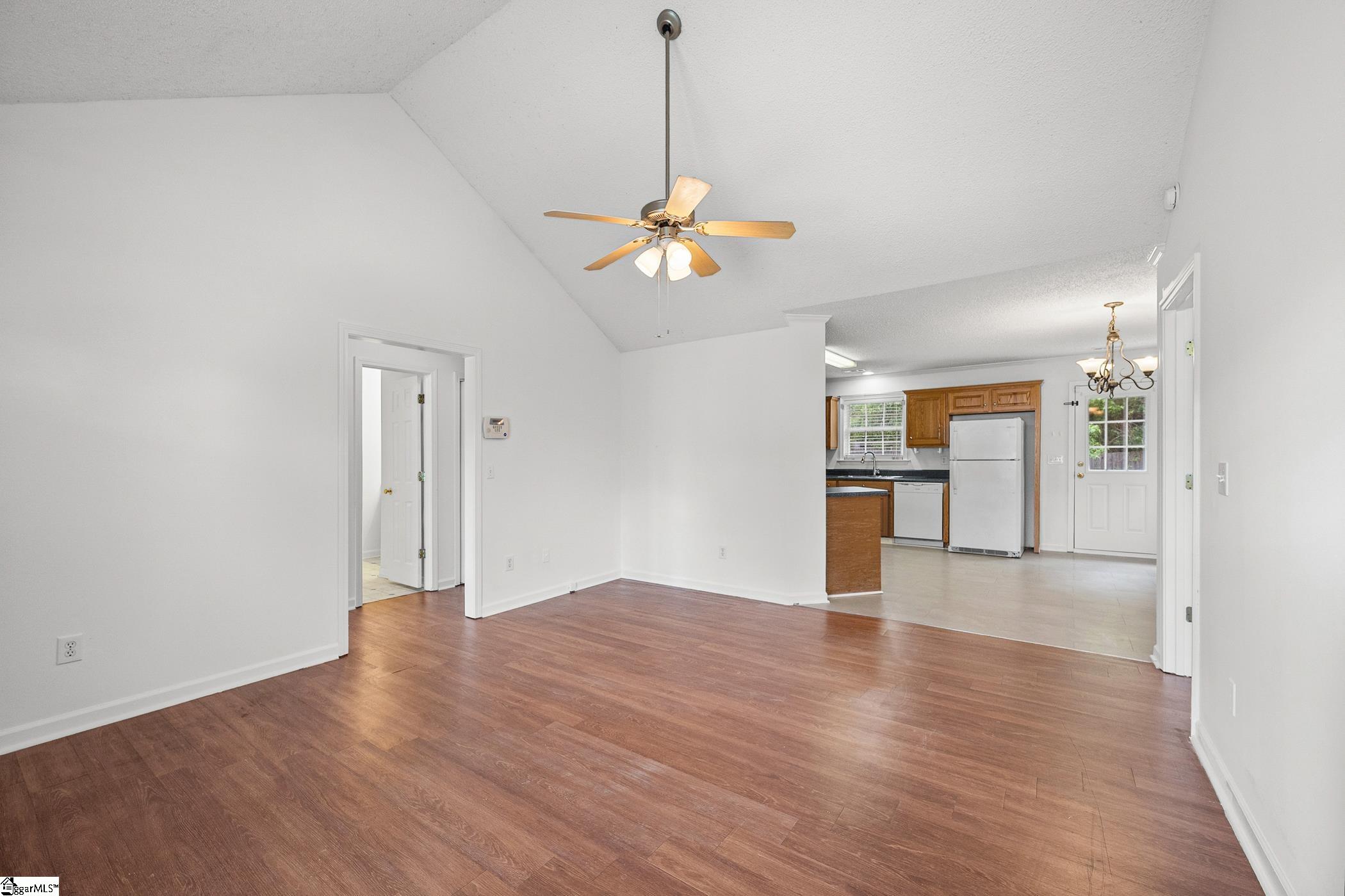 107 Cosmos Lane Greer, SC 29651 - Photo 6 of 36
