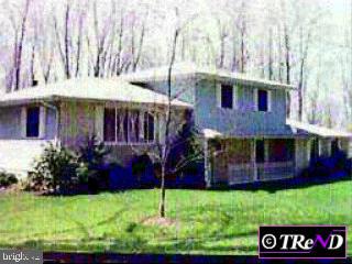52 D Powerline Road Boyertown, PA 19512 - Photo 1 of 1 Gallery Image 1