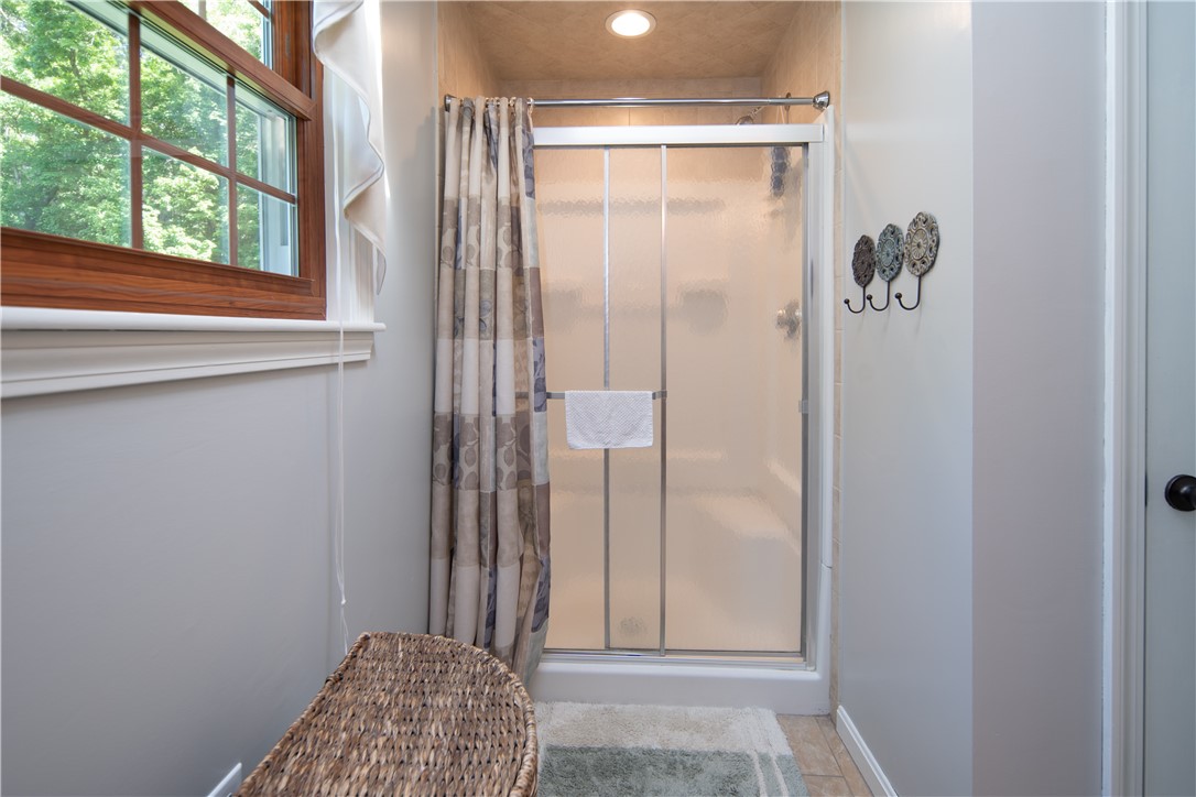 89 Log Road North Smithfield, RI 02830 - Photo 32 of 48 Second Floor Bathroom