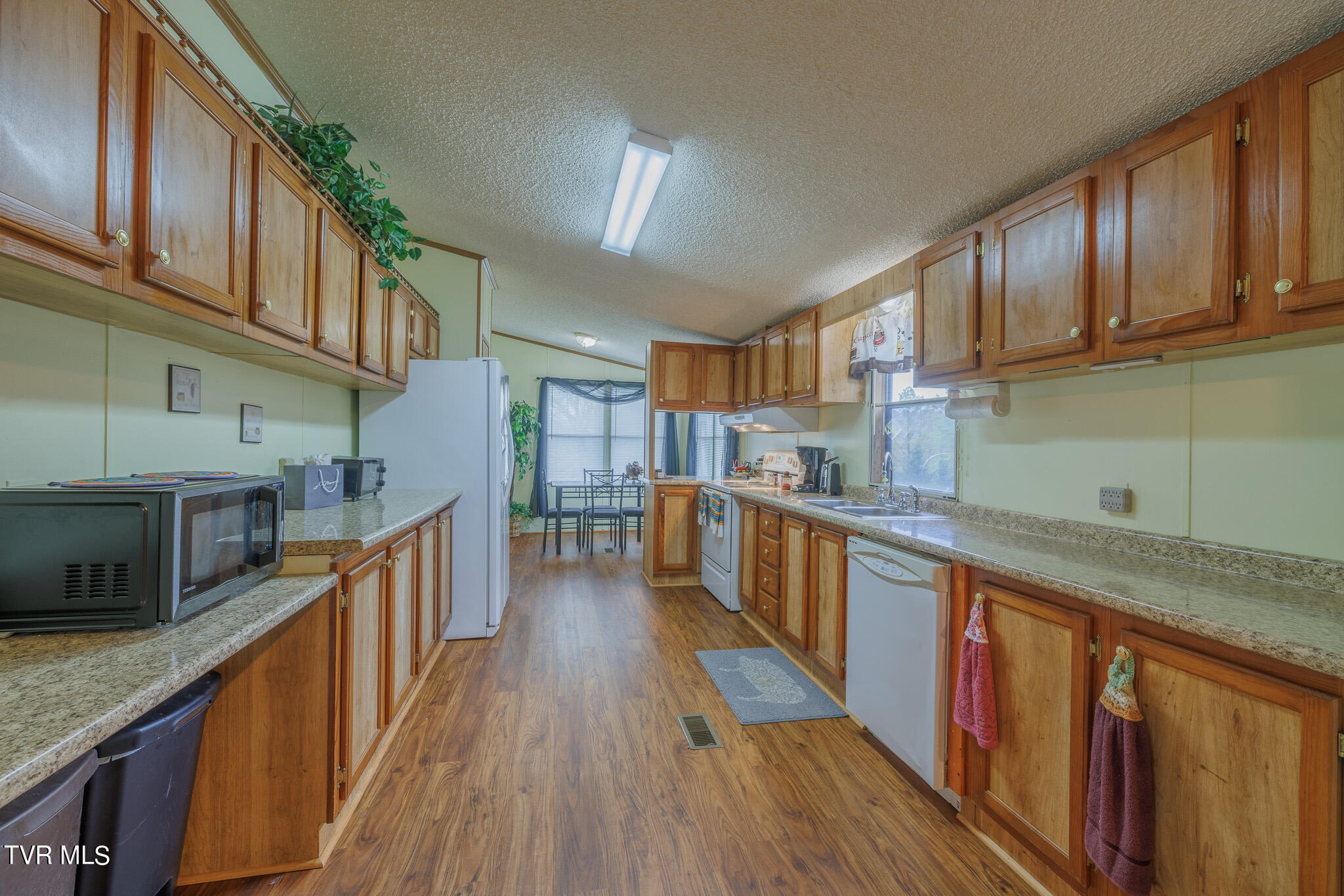 160 Stansberry Lane Rutledge, TN 37861 - Photo 6 of 41 1R9A3801-HDR