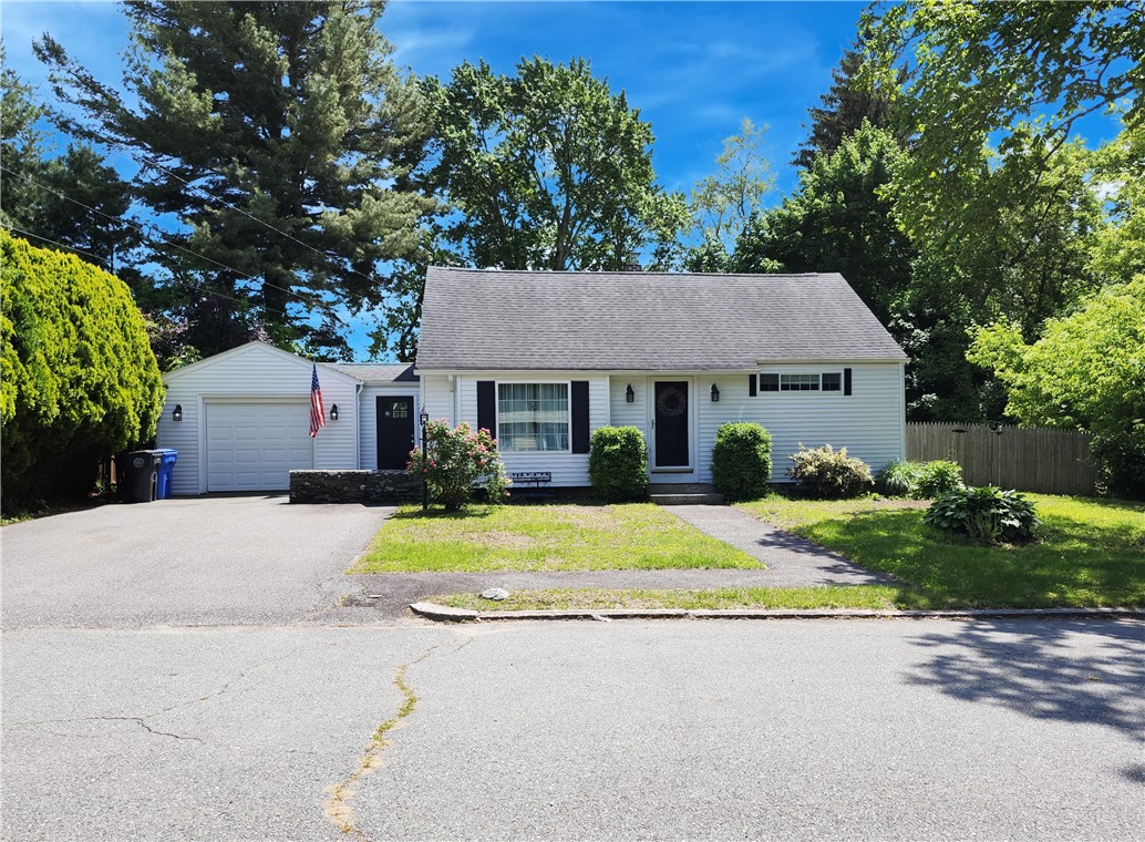 28 Westbrook Road Cranston, RI 02920 - Photo 1 of 31 Vinyl Siding, Young Architectural Roof Shingles & Harvey Windows.