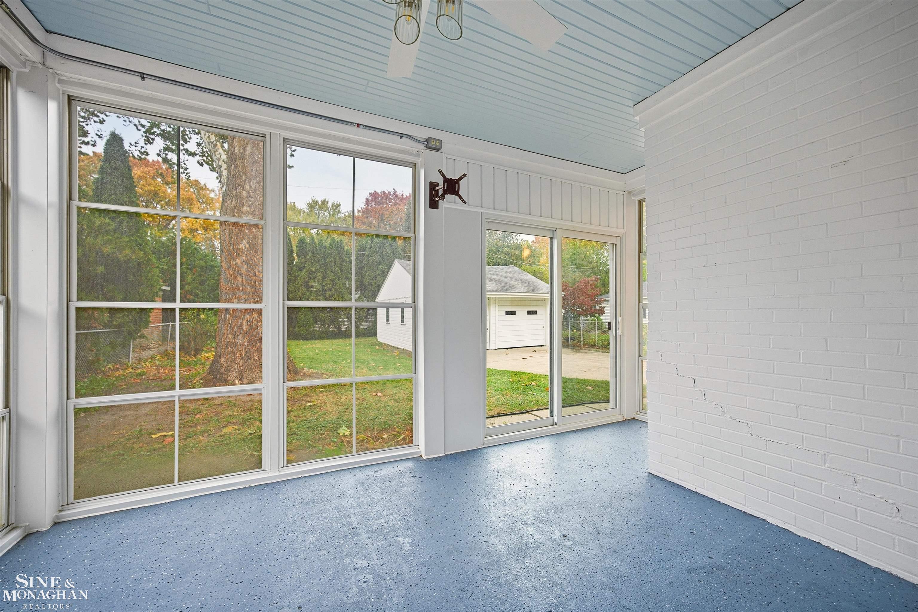 410 Roland Court Grosse Pointe, MI 48236 - Photo 17 of 28 15 x 10