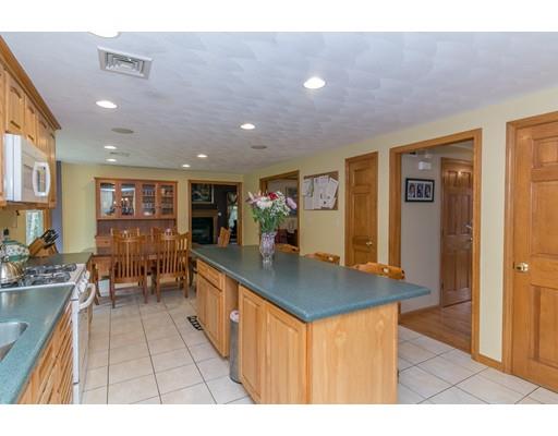 161 Allen Road Billerica, MA 01821 - Photo 7 of 30