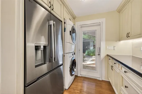 $899,000 | 2318 Woodlawn Circle East, St. Petersburg, FL 33704