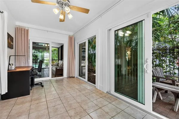 $899,000 | 2318 Woodlawn Circle East, St. Petersburg, FL 33704