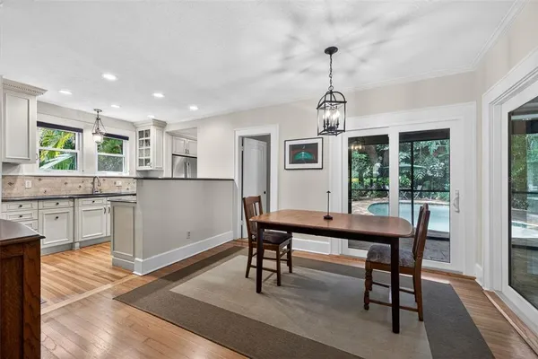 $899,000 | 2318 Woodlawn Circle East, St. Petersburg, FL 33704