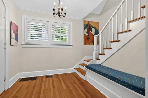 $899,000 | 2318 Woodlawn Circle East, St. Petersburg, FL 33704