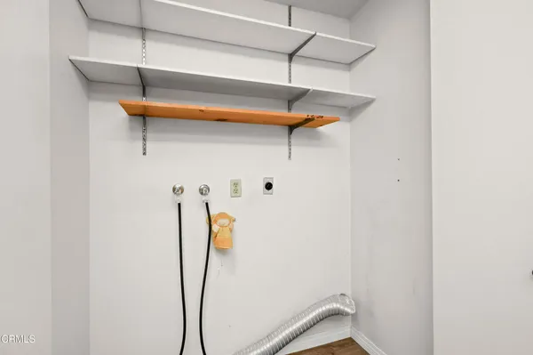 $585,000 | 4260 VÃa Arbolada, Unit 330, Los Angeles, CA 90042