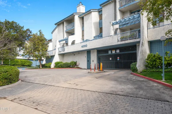 $585,000 | 4260 VÃa Arbolada, Unit 330, Los Angeles, CA 90042